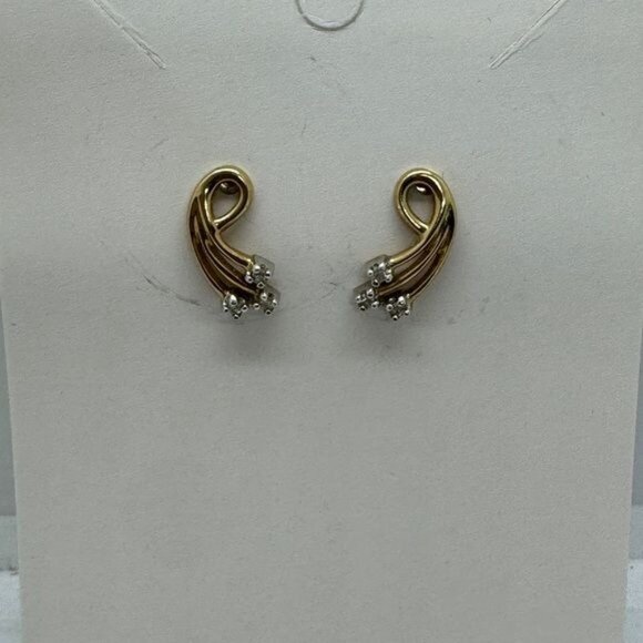 14K Yellow Gold Diamond Earrings 3 Stones‎ Vintage Swirl Design - Picture 4 of 8